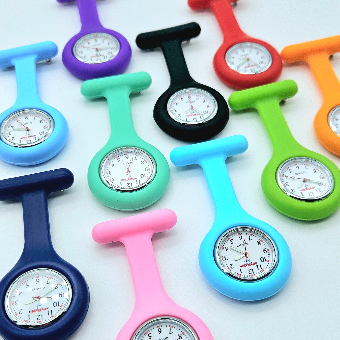 Montre trotteuse avec broche